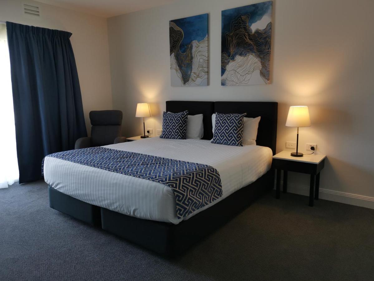 The Abbey Motel Goulburn Buitenkant foto